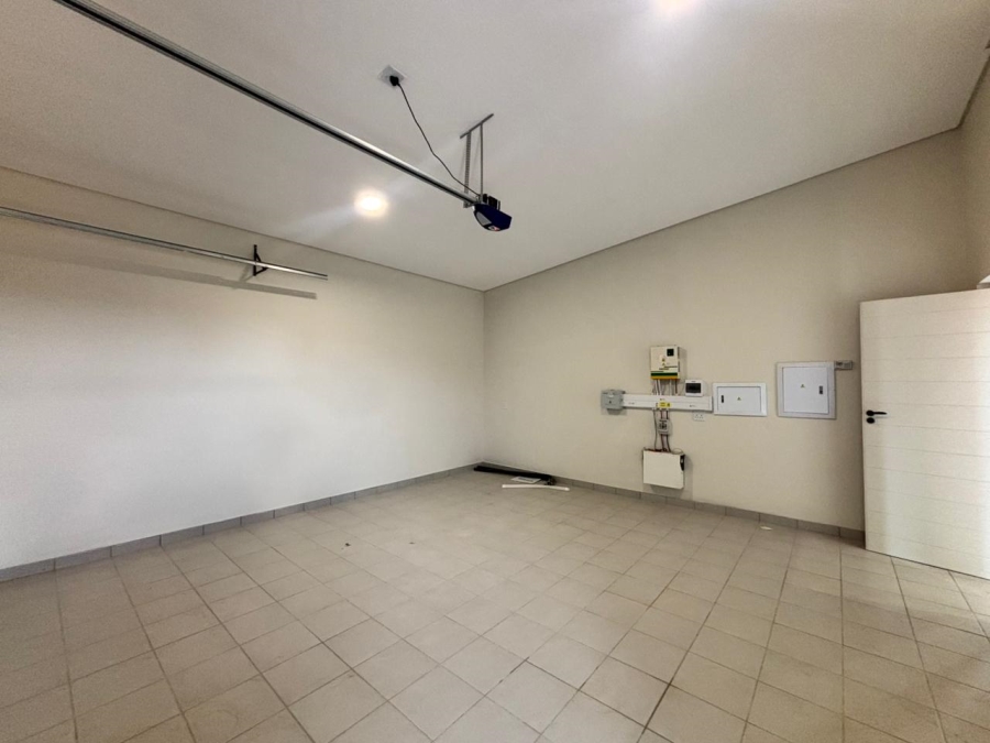 To Let 3 Bedroom Property for Rent in Helderzicht Eco Estate North West